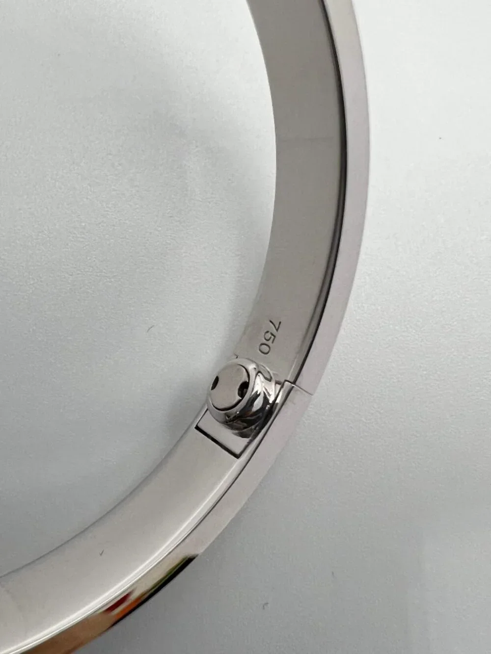 Cartier LOVE Bracelet Classic 4 Diamonds 18K White Gold Size 17